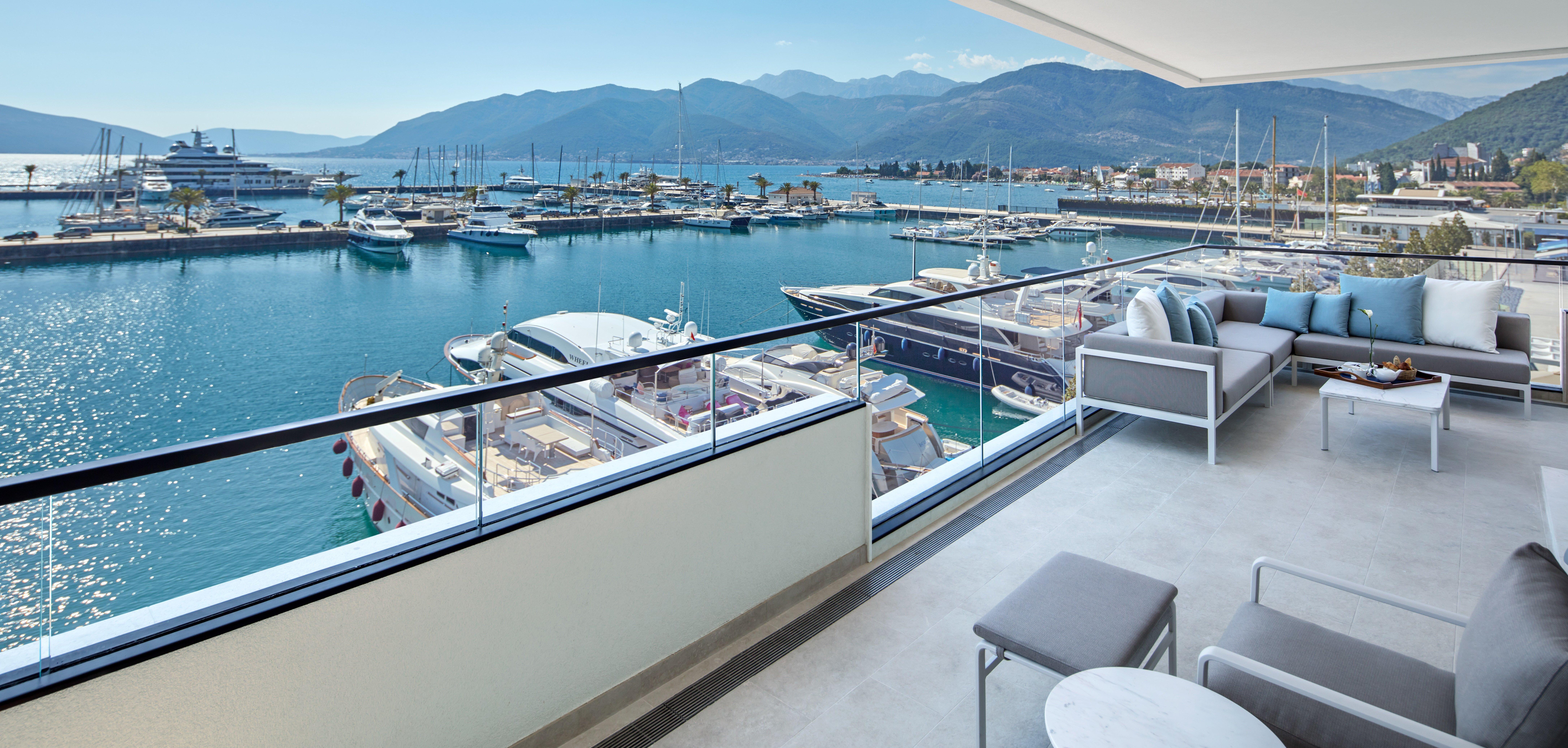 Regent Porto Montenegro Teodo Esterno foto View from the hotel