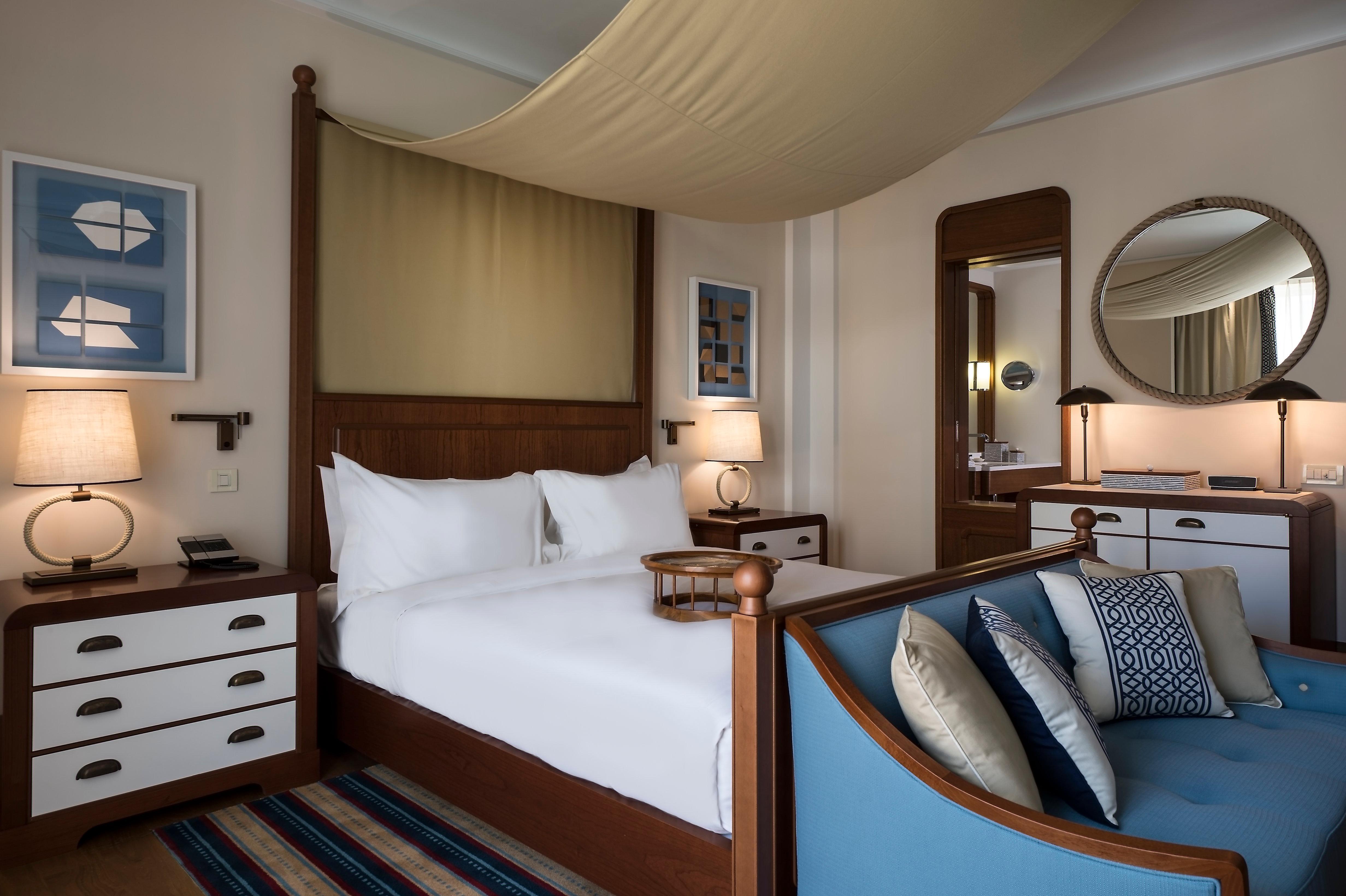 Regent Porto Montenegro Teodo Esterno foto A bedroom at the hotel