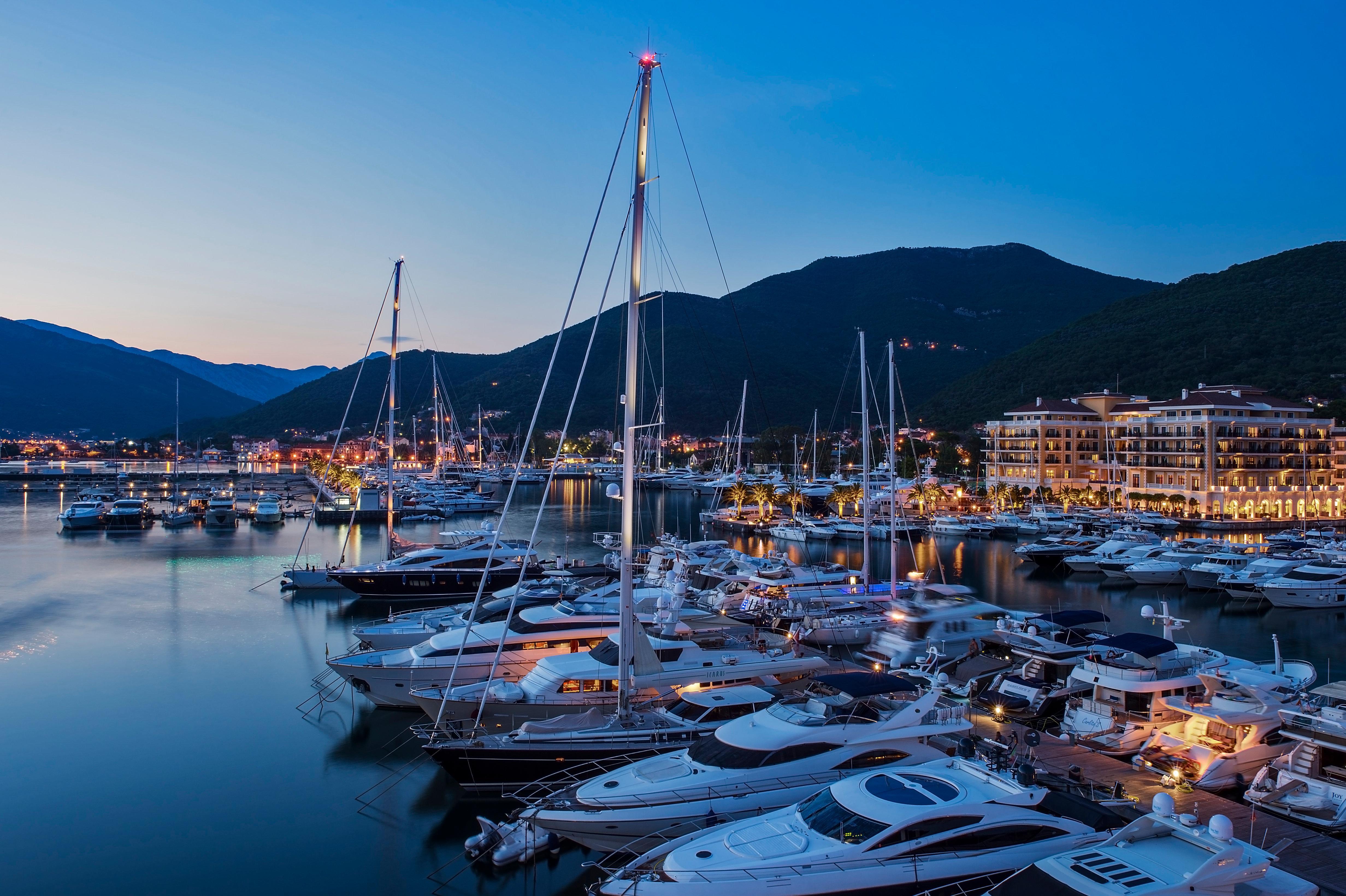 Regent Porto Montenegro Teodo Esterno foto Port of Porto Cervo