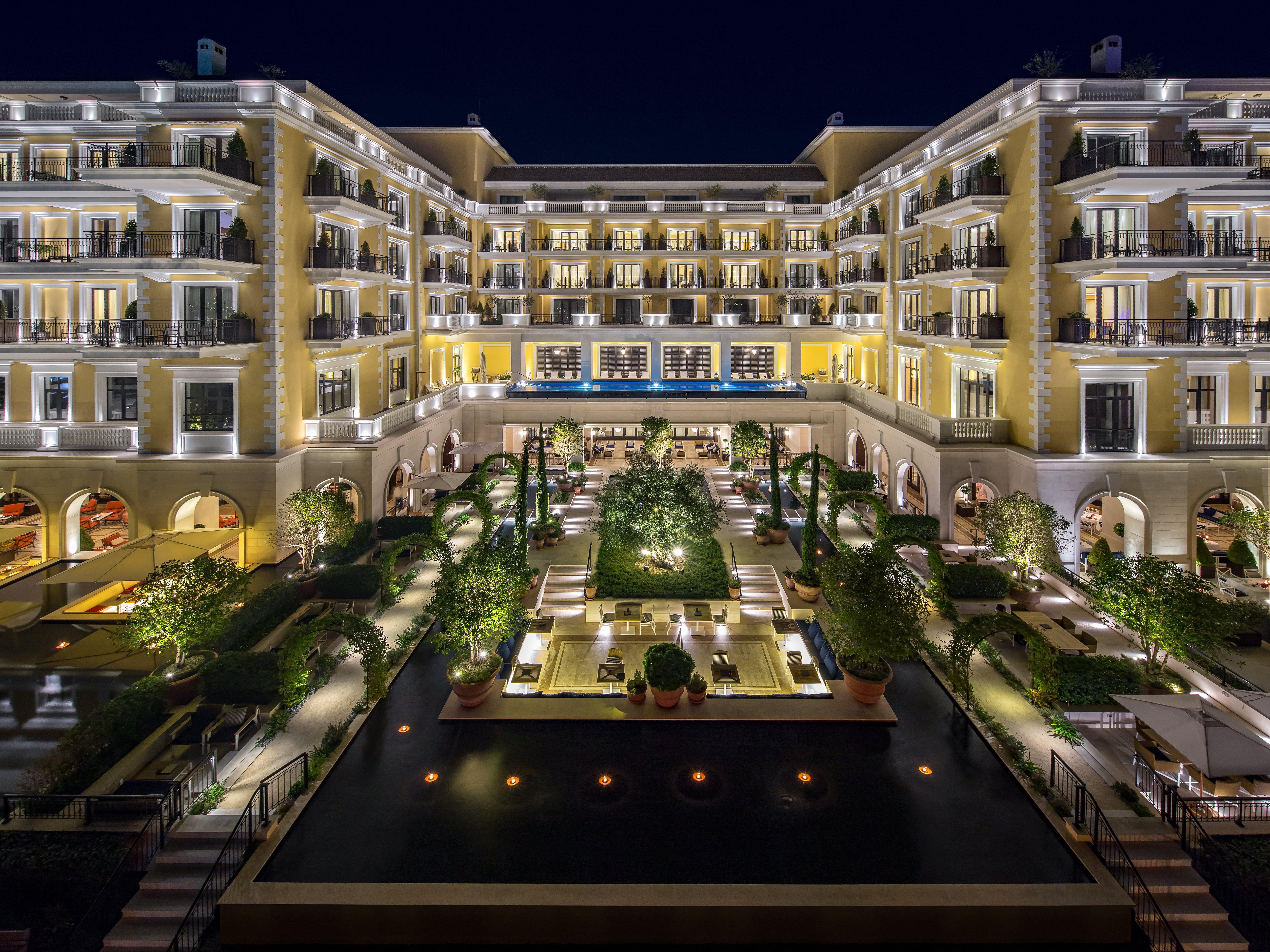 Regent Porto Montenegro Teodo Esterno foto The Westin Hanoi