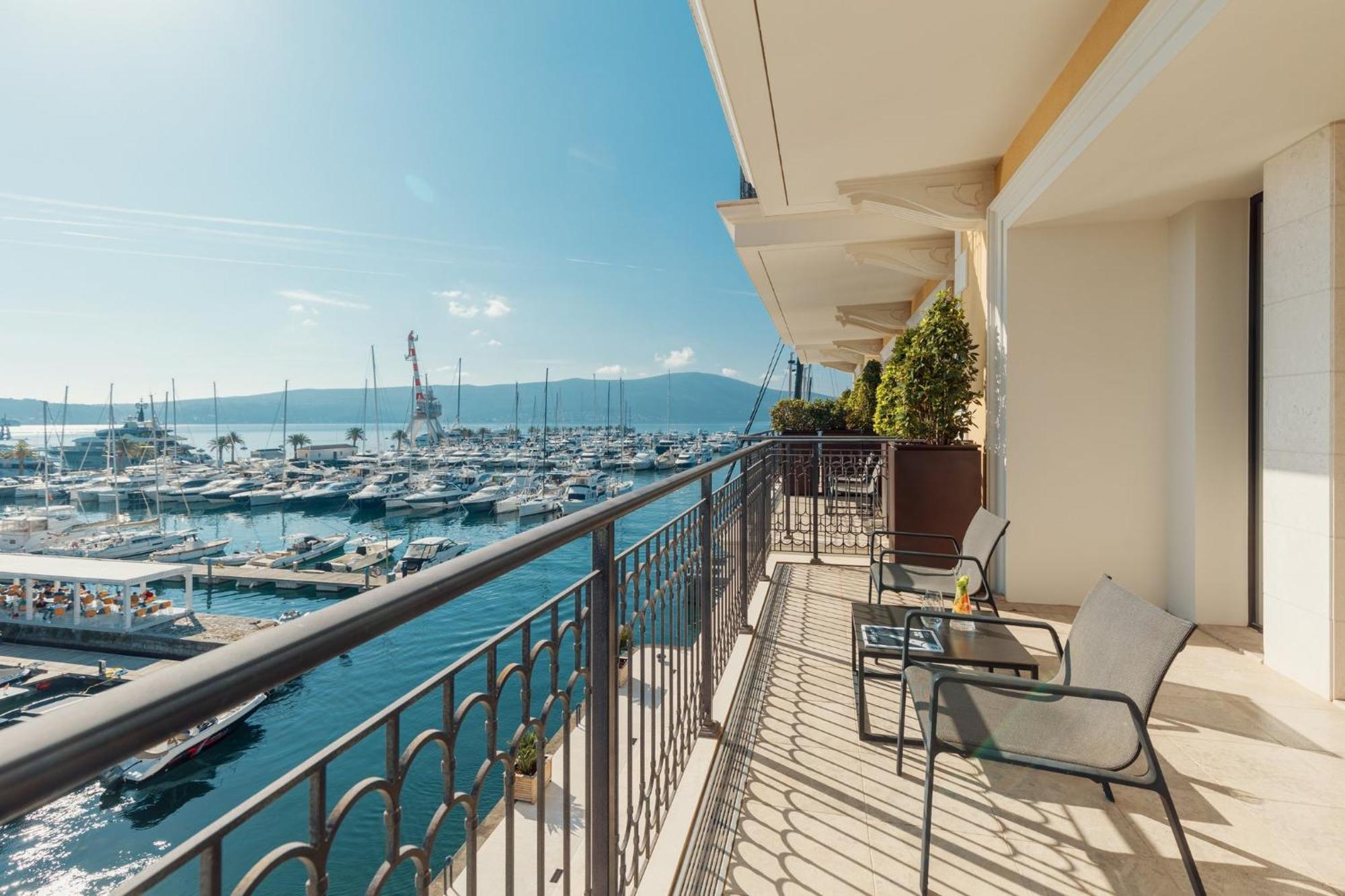 Regent Porto Montenegro Teodo Esterno foto View from the hotel