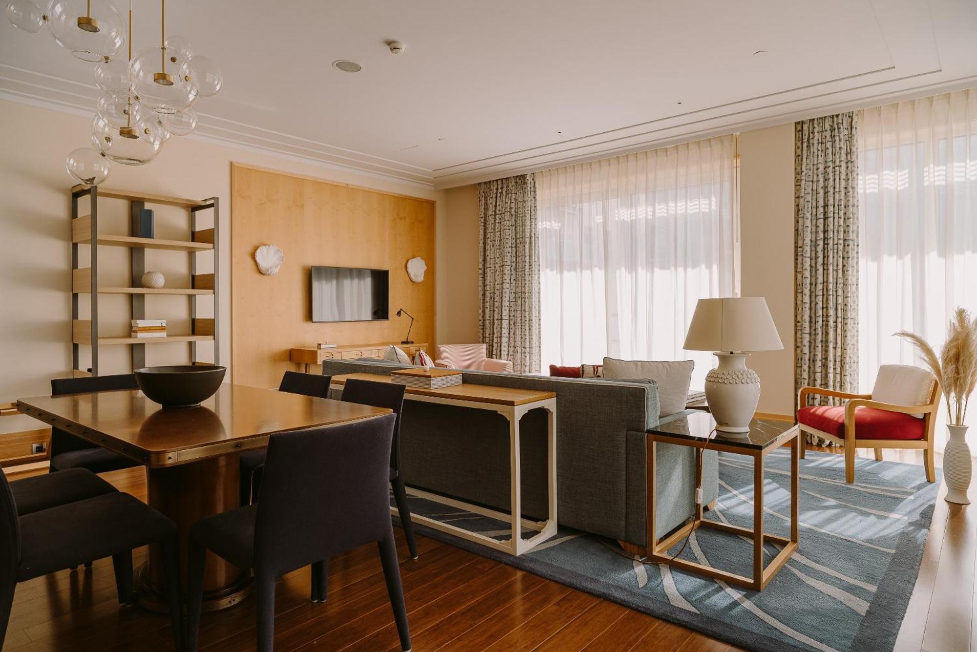 Regent Porto Montenegro Teodo Esterno foto A suite at the Mandarin Oriental, Munich