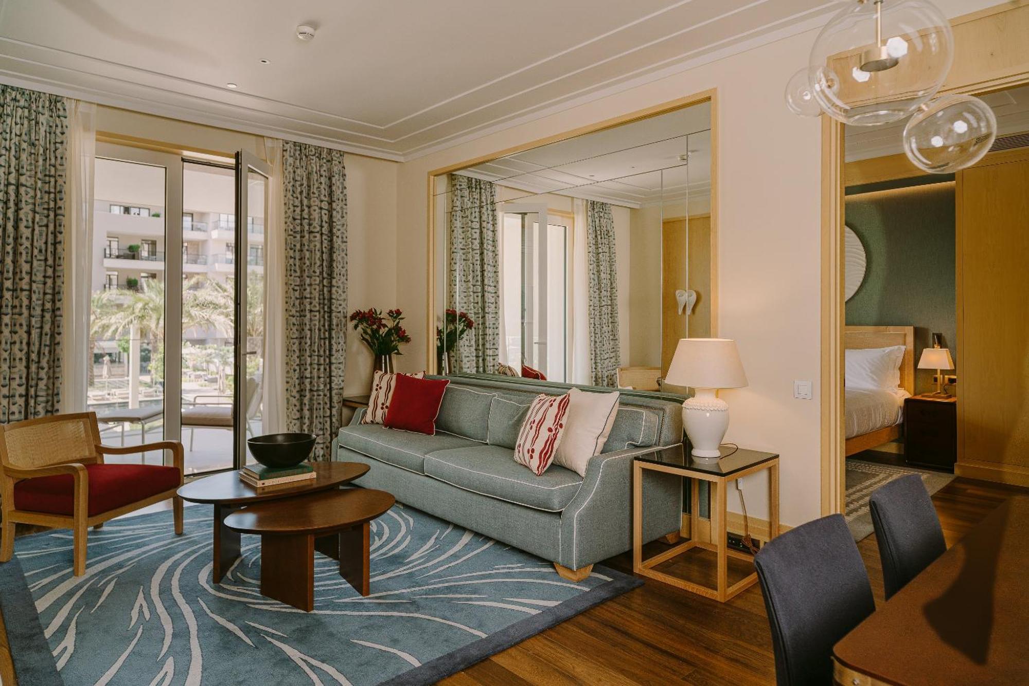 Regent Porto Montenegro Teodo Esterno foto A suite at the hotel